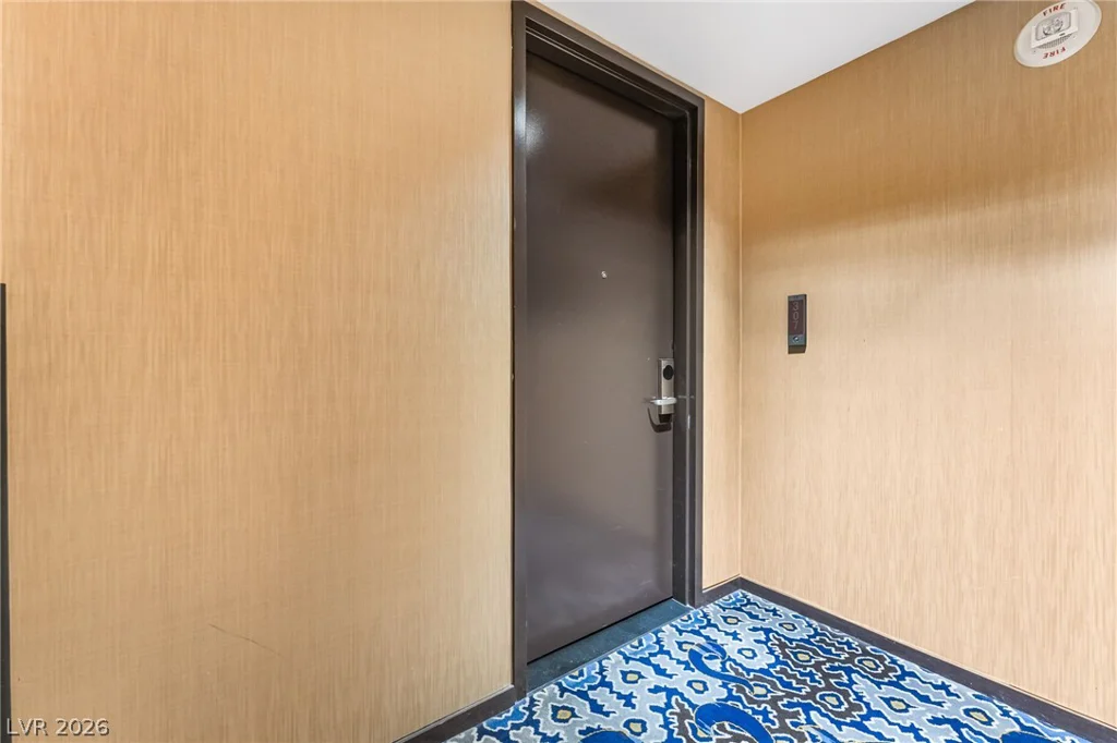4381 Flamingo, Las Vegas, NV 89103