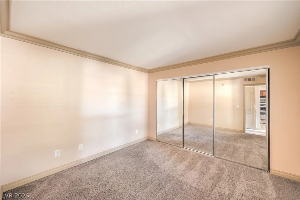 1150 Buffalo, Las Vegas, NV 89128