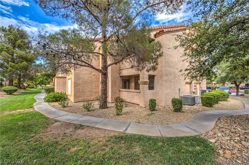 1150 Buffalo, Las Vegas, NV 89128