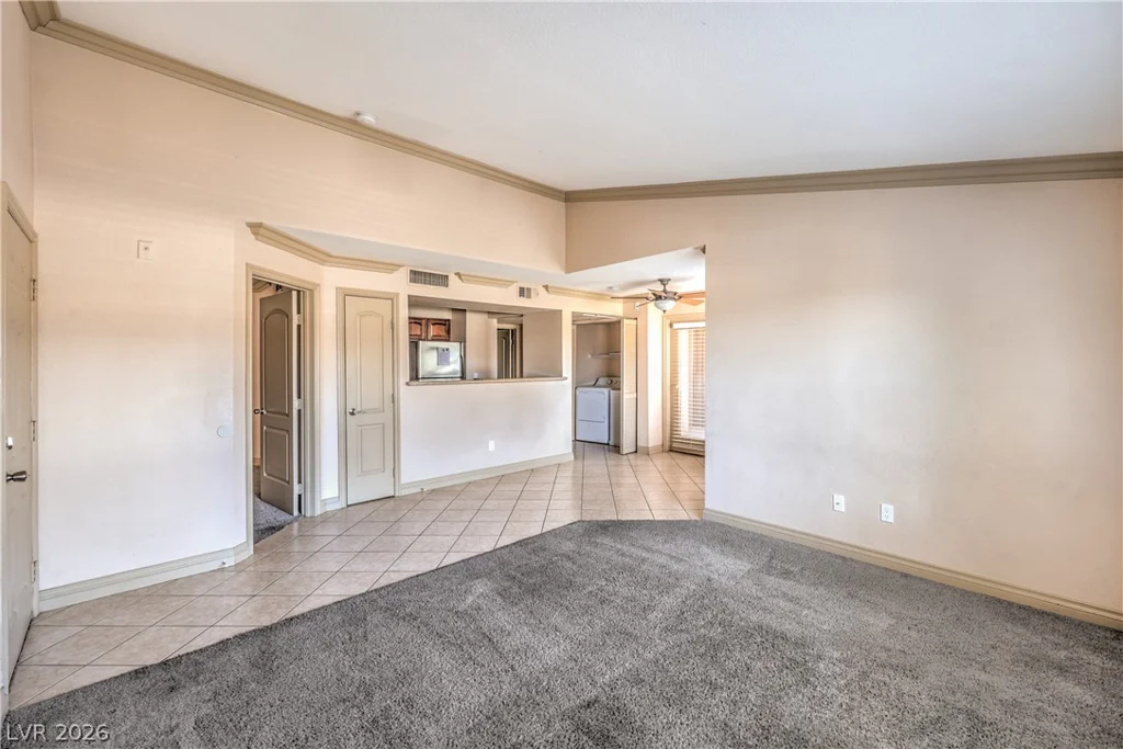 1150 Buffalo, Las Vegas, NV 89128