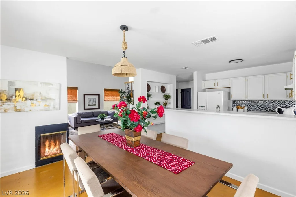 8233 Hydra, Las Vegas, NV 89128