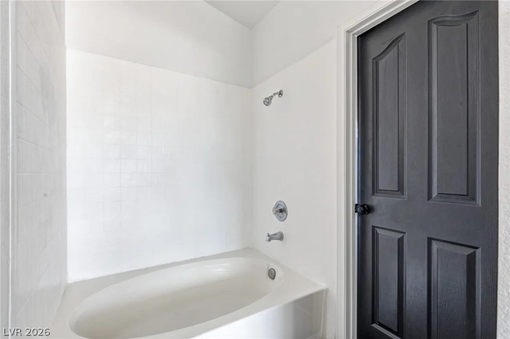 8233 Hydra, Las Vegas, NV 89128