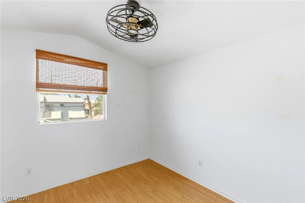 8233 Hydra, Las Vegas, NV 89128