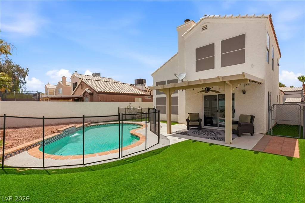 8233 Hydra, Las Vegas, NV 89128
