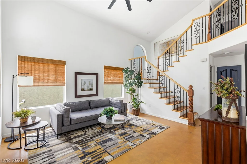 8233 Hydra, Las Vegas, NV 89128
