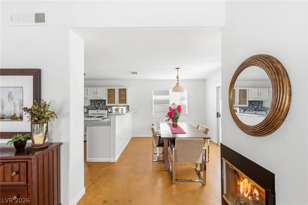 8233 Hydra, Las Vegas, NV 89128