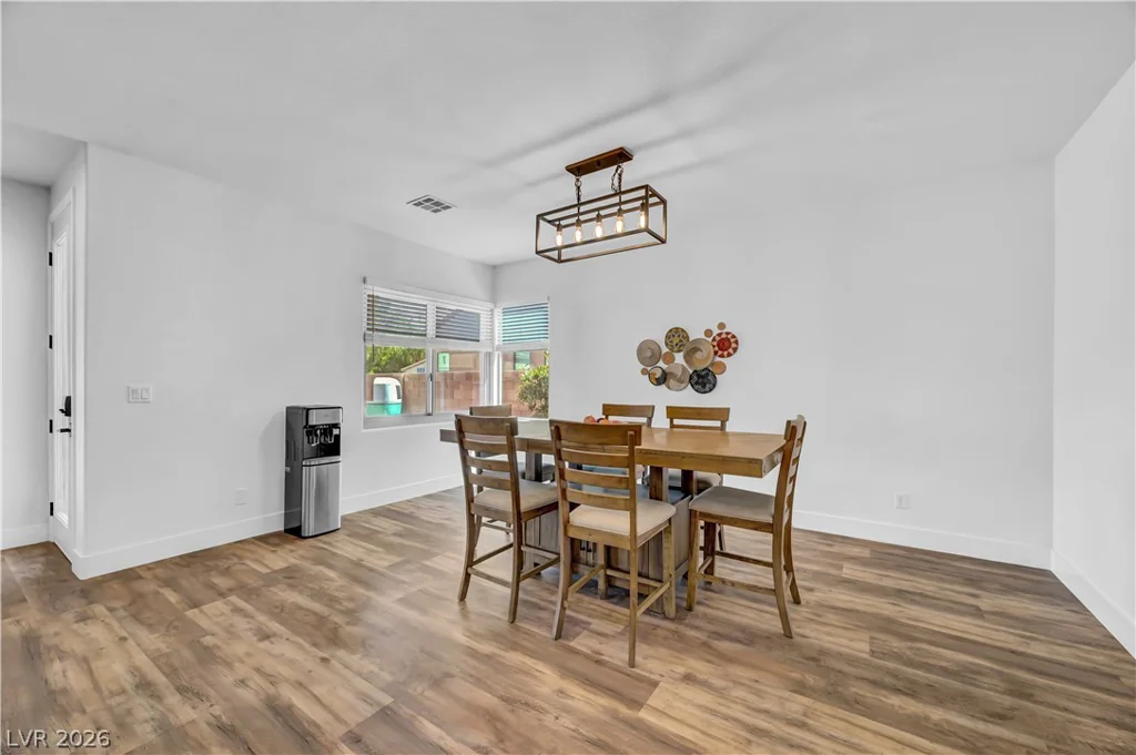8108 Rocket, Las Vegas, NV 89131