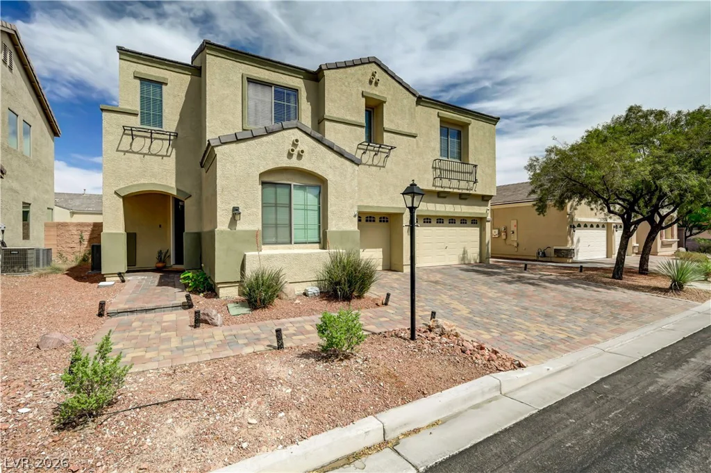 8108 Rocket, Las Vegas, NV 89131