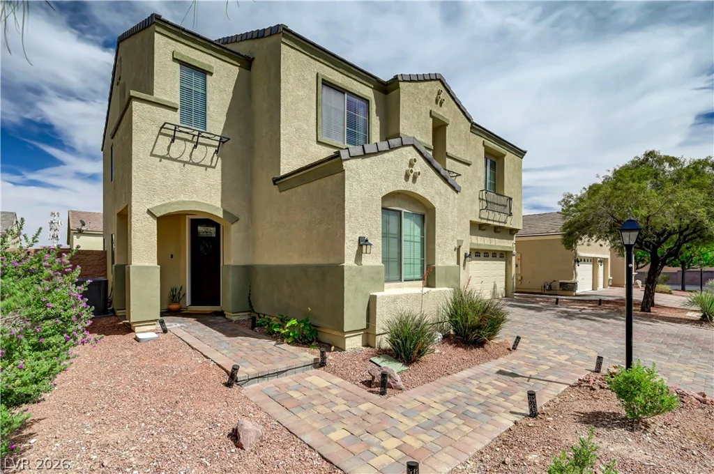 8108 Rocket, Las Vegas, NV 89131