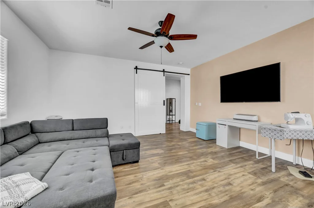 8108 Rocket, Las Vegas, NV 89131