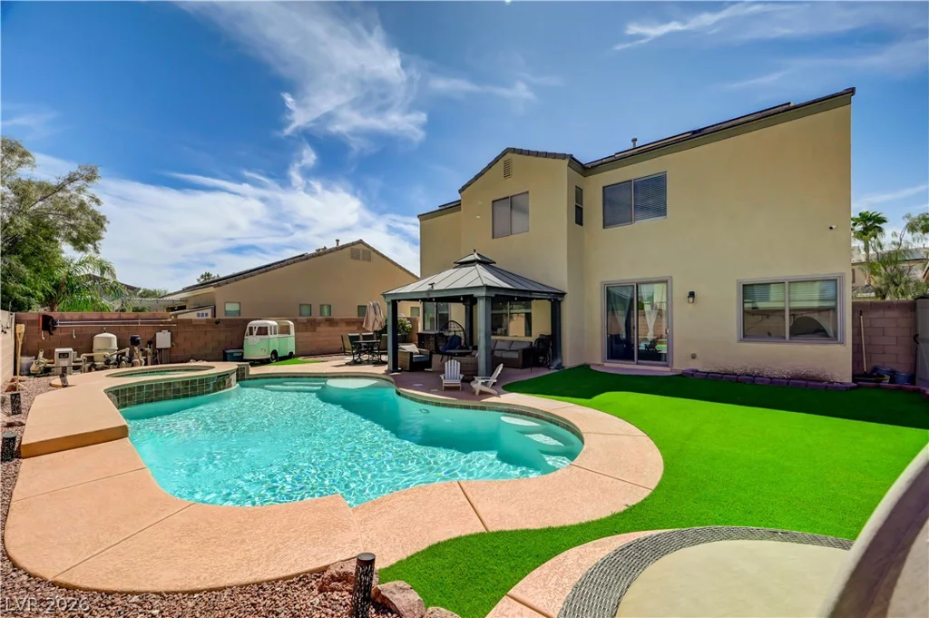 8108 Rocket, Las Vegas, NV 89131