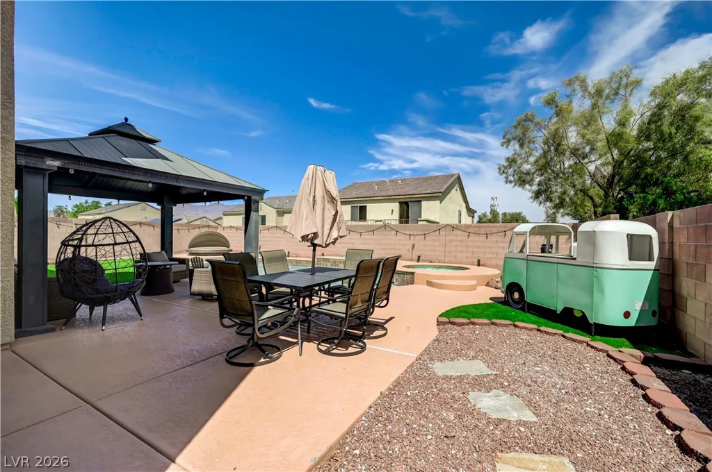 8108 Rocket, Las Vegas, NV 89131