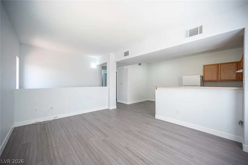 2010 Rancho Lake, Las Vegas, NV 89108