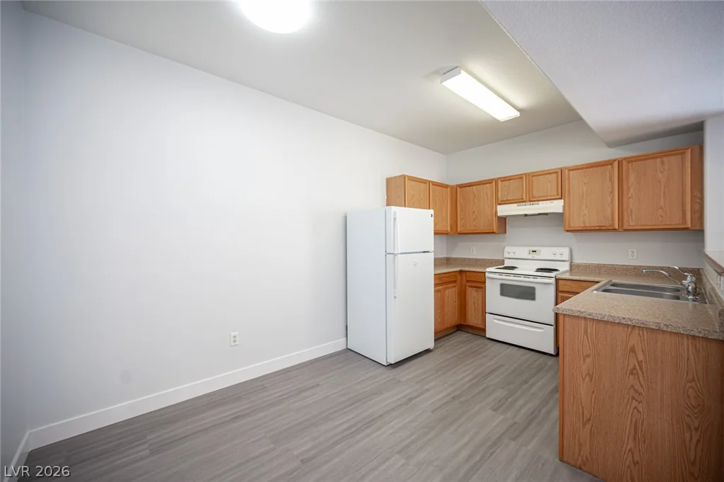 2010 Rancho Lake, Las Vegas, NV 89108
