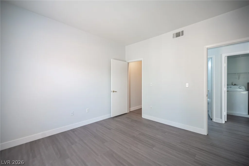2010 Rancho Lake, Las Vegas, NV 89108