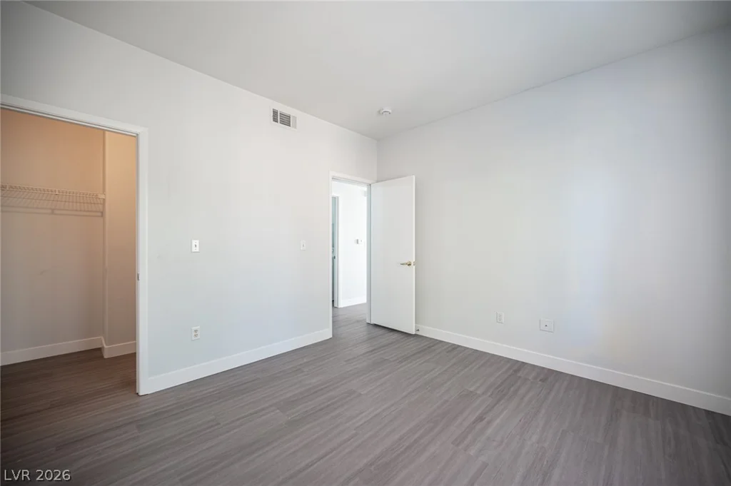 2010 Rancho Lake, Las Vegas, NV 89108