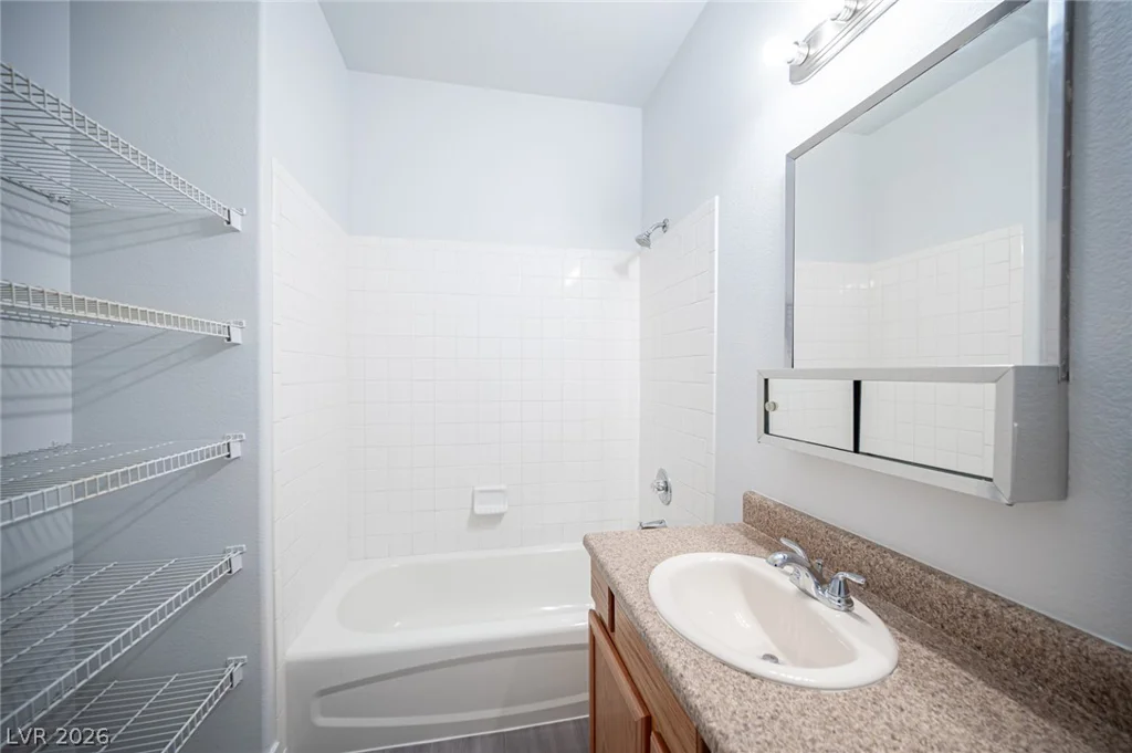 2010 Rancho Lake, Las Vegas, NV 89108