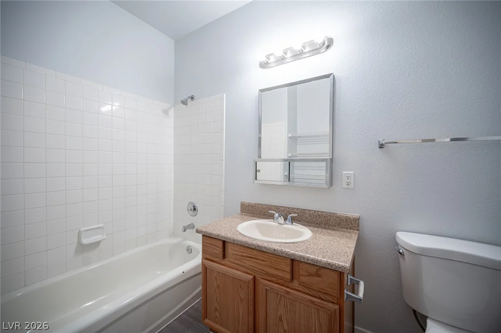 2010 Rancho Lake, Las Vegas, NV 89108