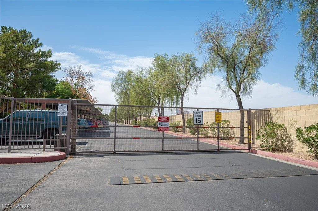 2010 Rancho Lake, Las Vegas, NV 89108