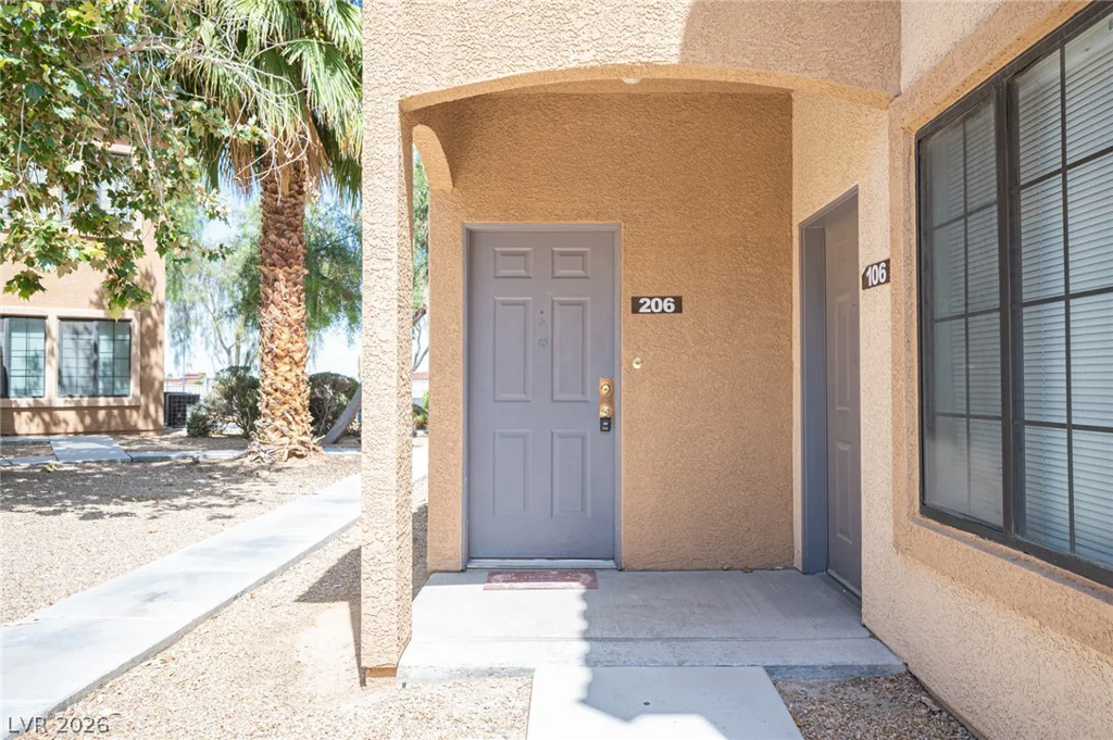2010 Rancho Lake, Las Vegas, NV 89108