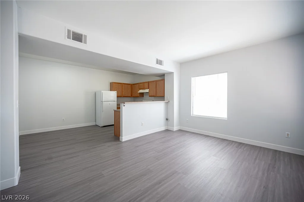 2010 Rancho Lake, Las Vegas, NV 89108