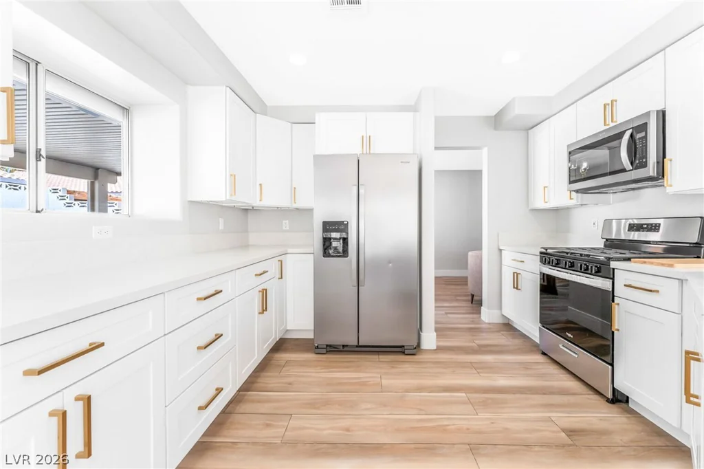 3837 Bach, North Las Vegas, NV 89032