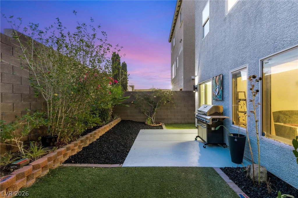 8111 Haywood Estate, Las Vegas, NV 89113