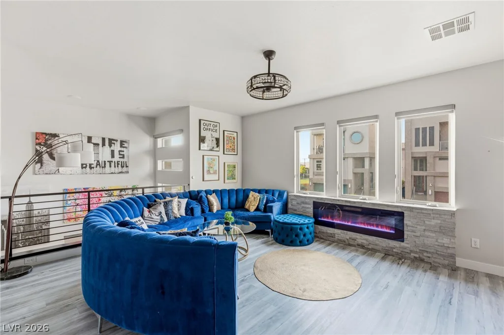 8111 Haywood Estate, Las Vegas, NV 89113