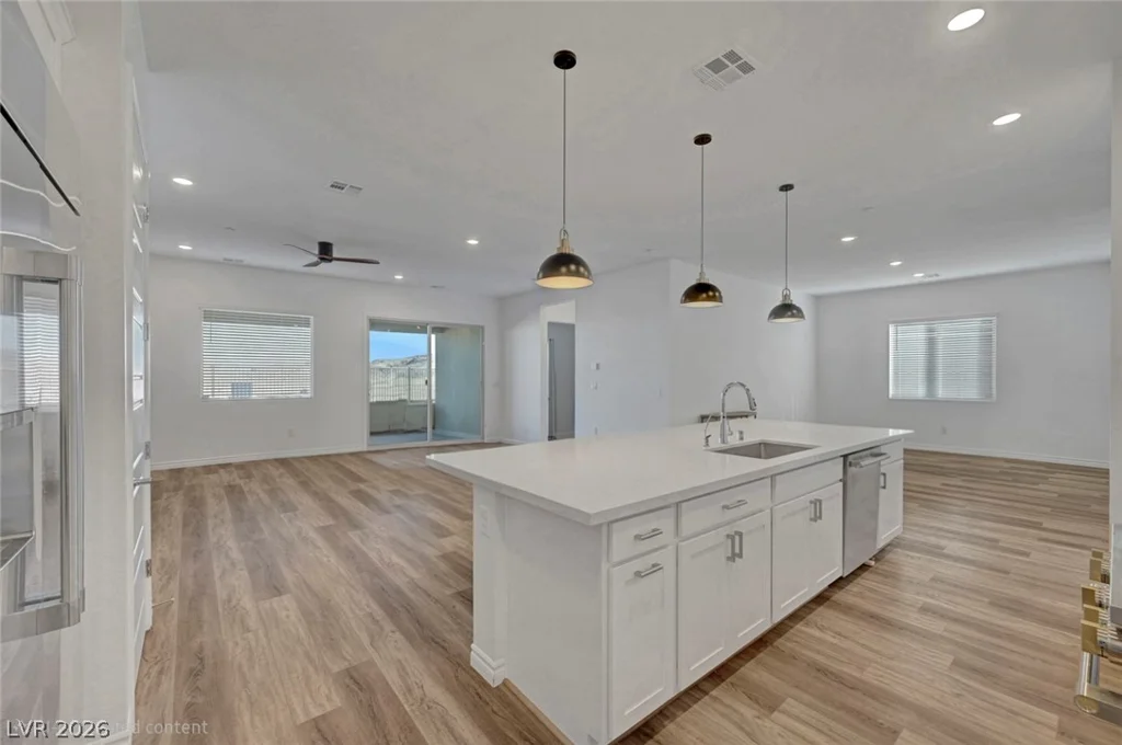 952 Tony Willis, Las Vegas, NV 89138