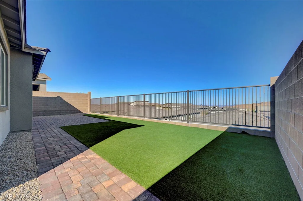 952 Tony Willis, Las Vegas, NV 89138