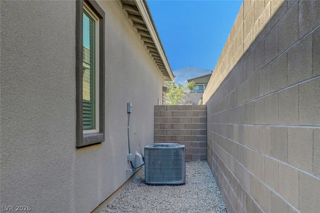 952 Tony Willis, Las Vegas, NV 89138