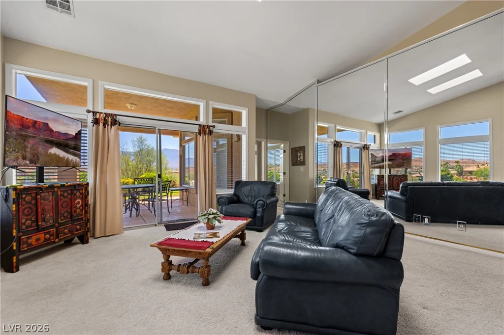 725 Ventana, Mesquite, NV 89027