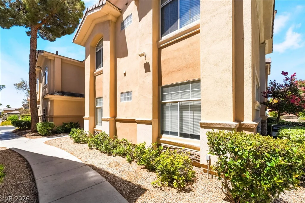 3555 Meridale, Las Vegas, NV 89147