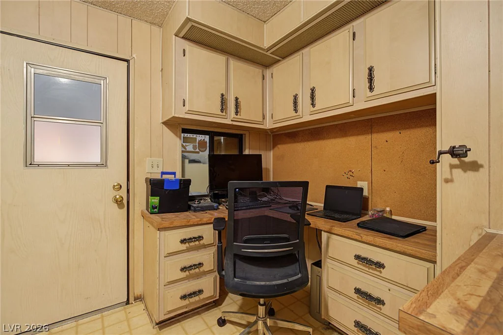 2171 Quail Run, Pahrump, NV 89060