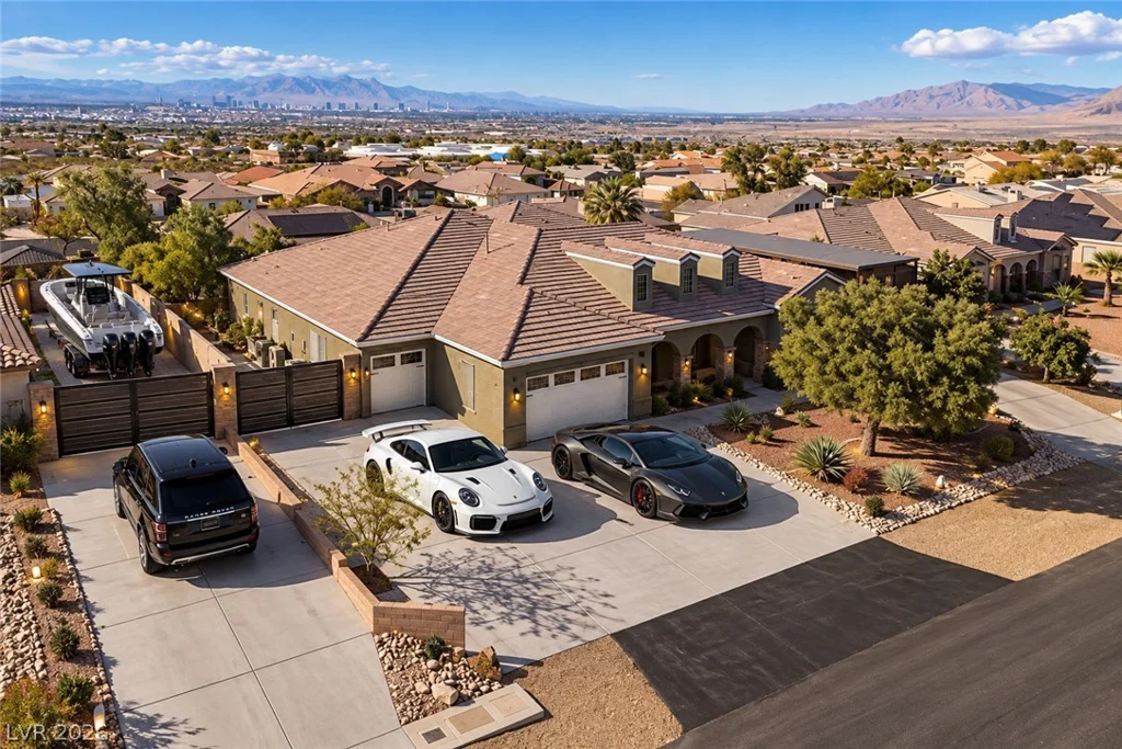 252 Hull, Henderson, NV 89015
