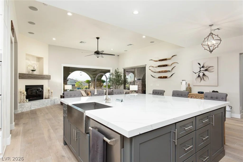 252 Hull, Henderson, NV 89015