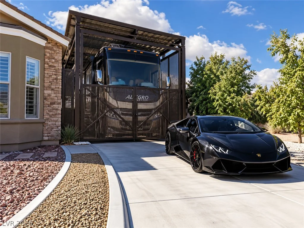 252 Hull, Henderson, NV 89015