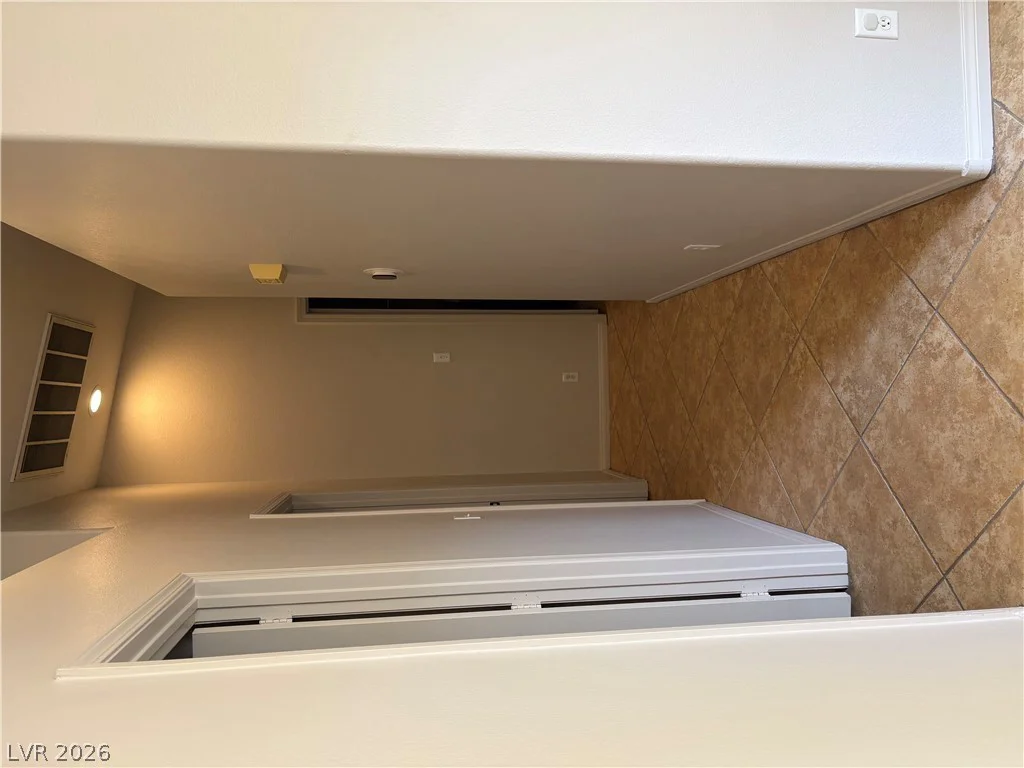 9986 CATALINA CANYON, Las Vegas, NV 89147