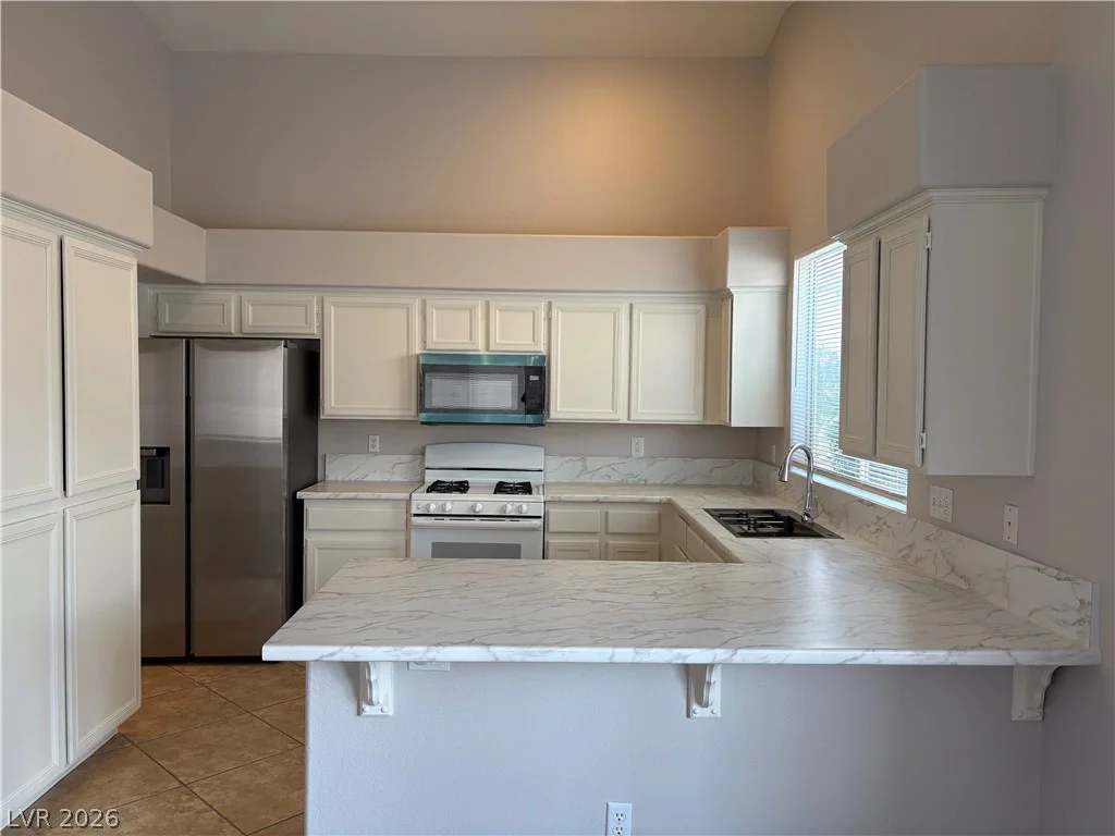 9986 CATALINA CANYON, Las Vegas, NV 89147