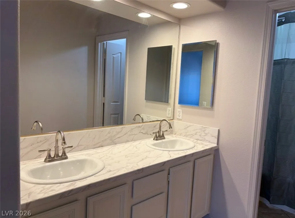 9986 CATALINA CANYON, Las Vegas, NV 89147
