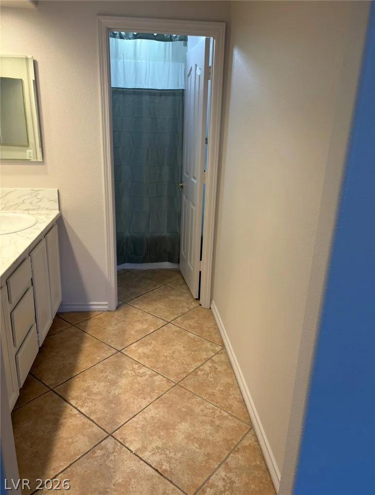 9986 CATALINA CANYON, Las Vegas, NV 89147