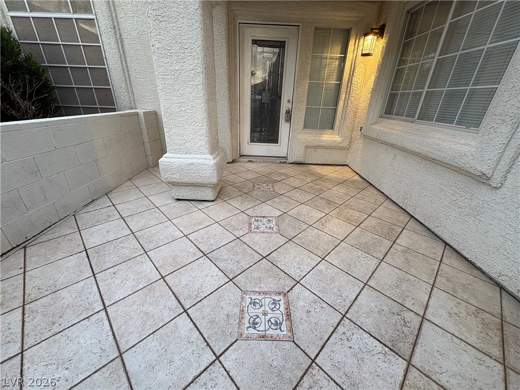 9986 CATALINA CANYON, Las Vegas, NV 89147
