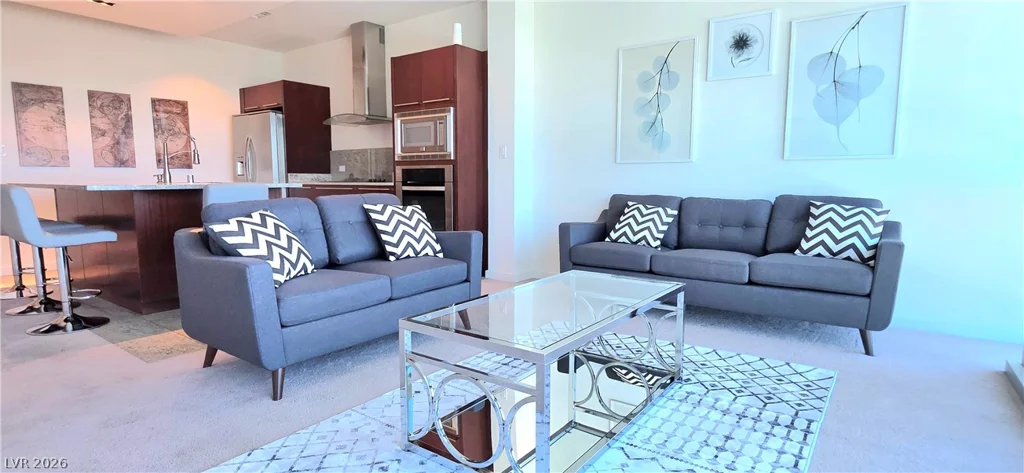 4471 Dean Martin, Las Vegas, NV 89103