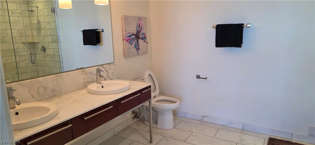 4471 Dean Martin, Las Vegas, NV 89103