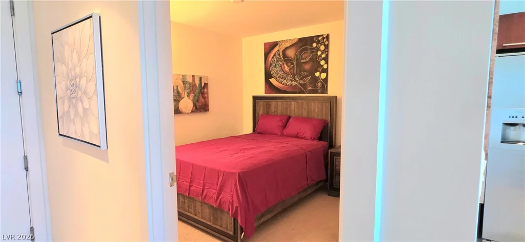 4471 Dean Martin, Las Vegas, NV 89103