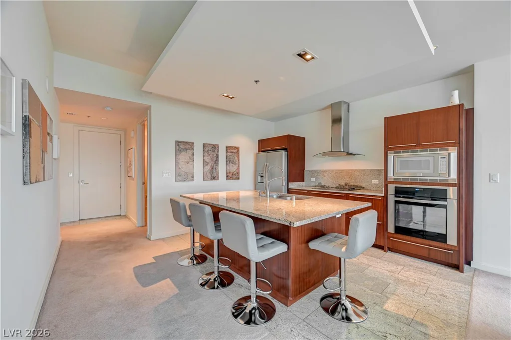 4471 Dean Martin, Las Vegas, NV 89103