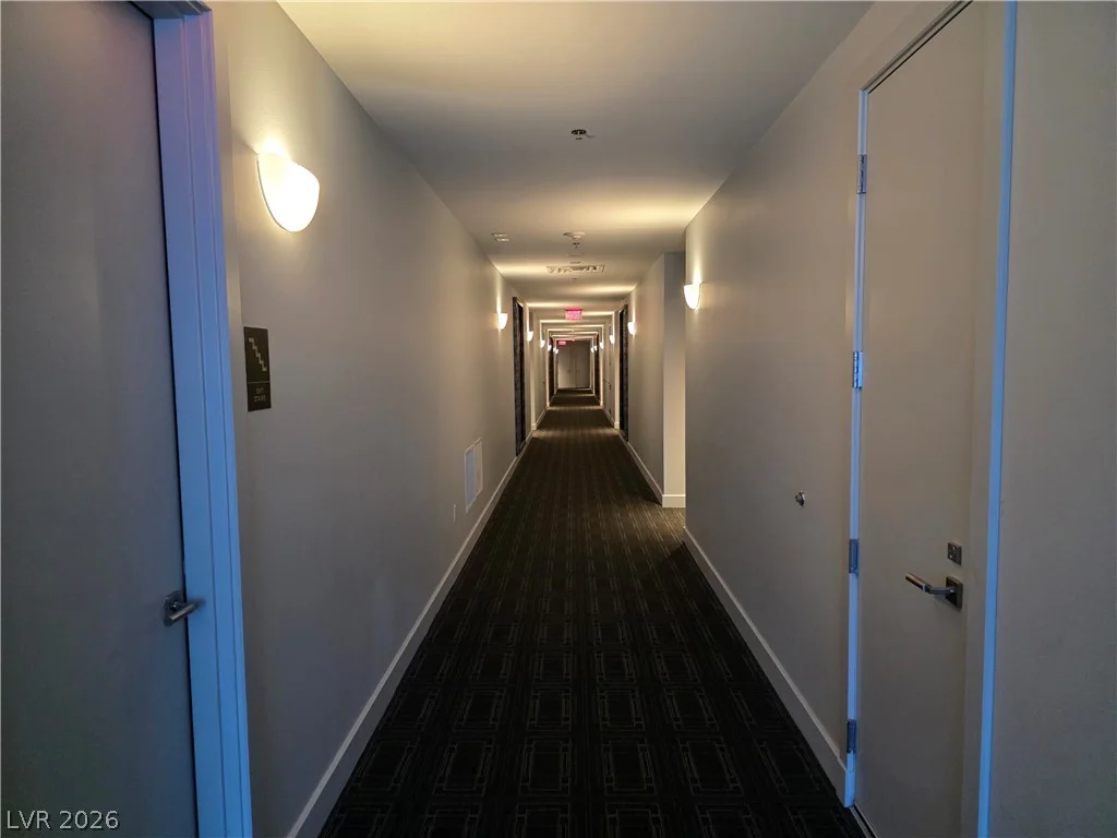 4471 Dean Martin, Las Vegas, NV 89103