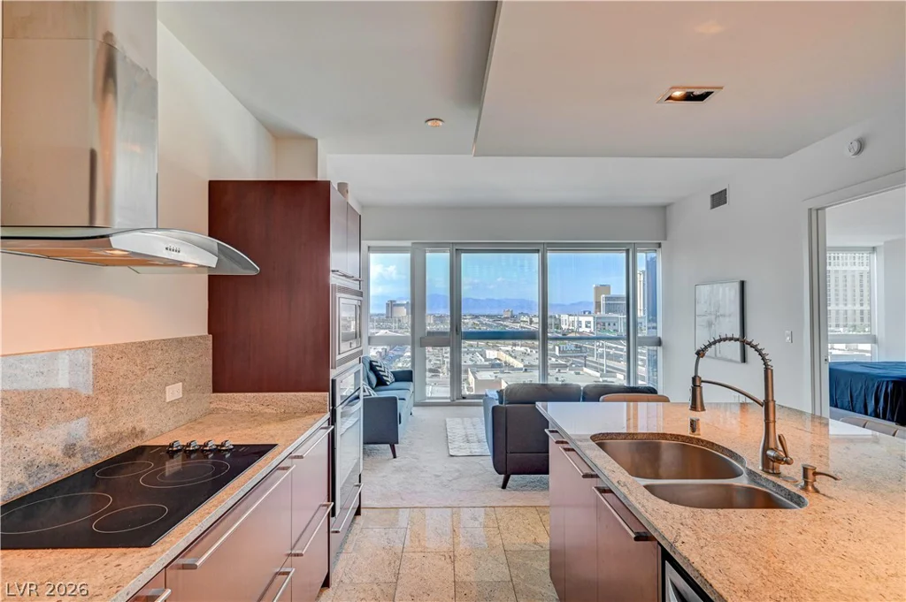 4471 Dean Martin, Las Vegas, NV 89103