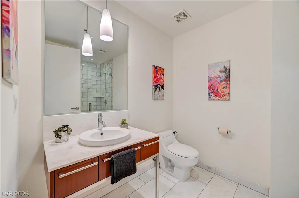 4471 Dean Martin, Las Vegas, NV 89103
