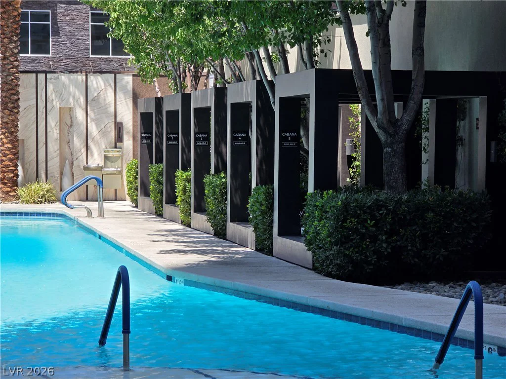 4471 Dean Martin, Las Vegas, NV 89103